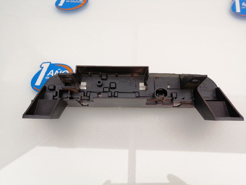 Luz central de freno MITSUBISHI MONTERO (V80/V90) 4