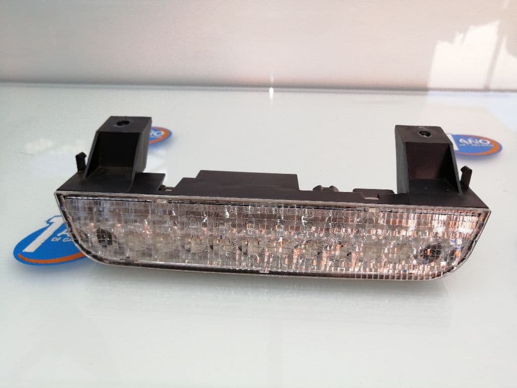 Luz central de freno MITSUBISHI MONTERO (V80/V90)