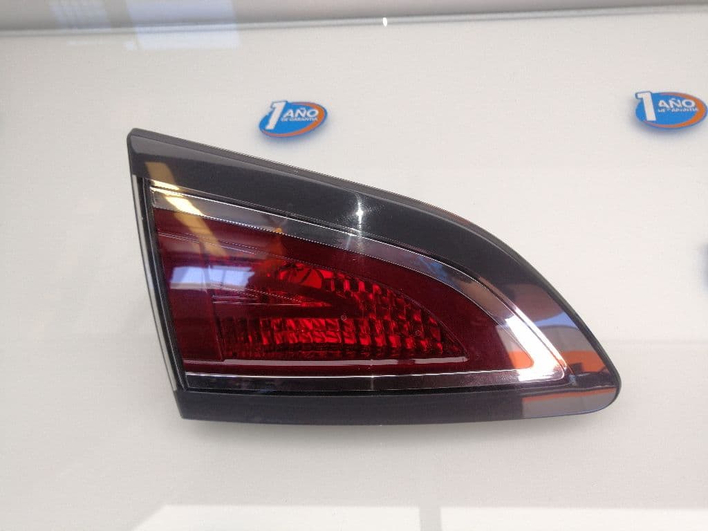 Piloto trasero izquierdo RENAULT SCENIC III