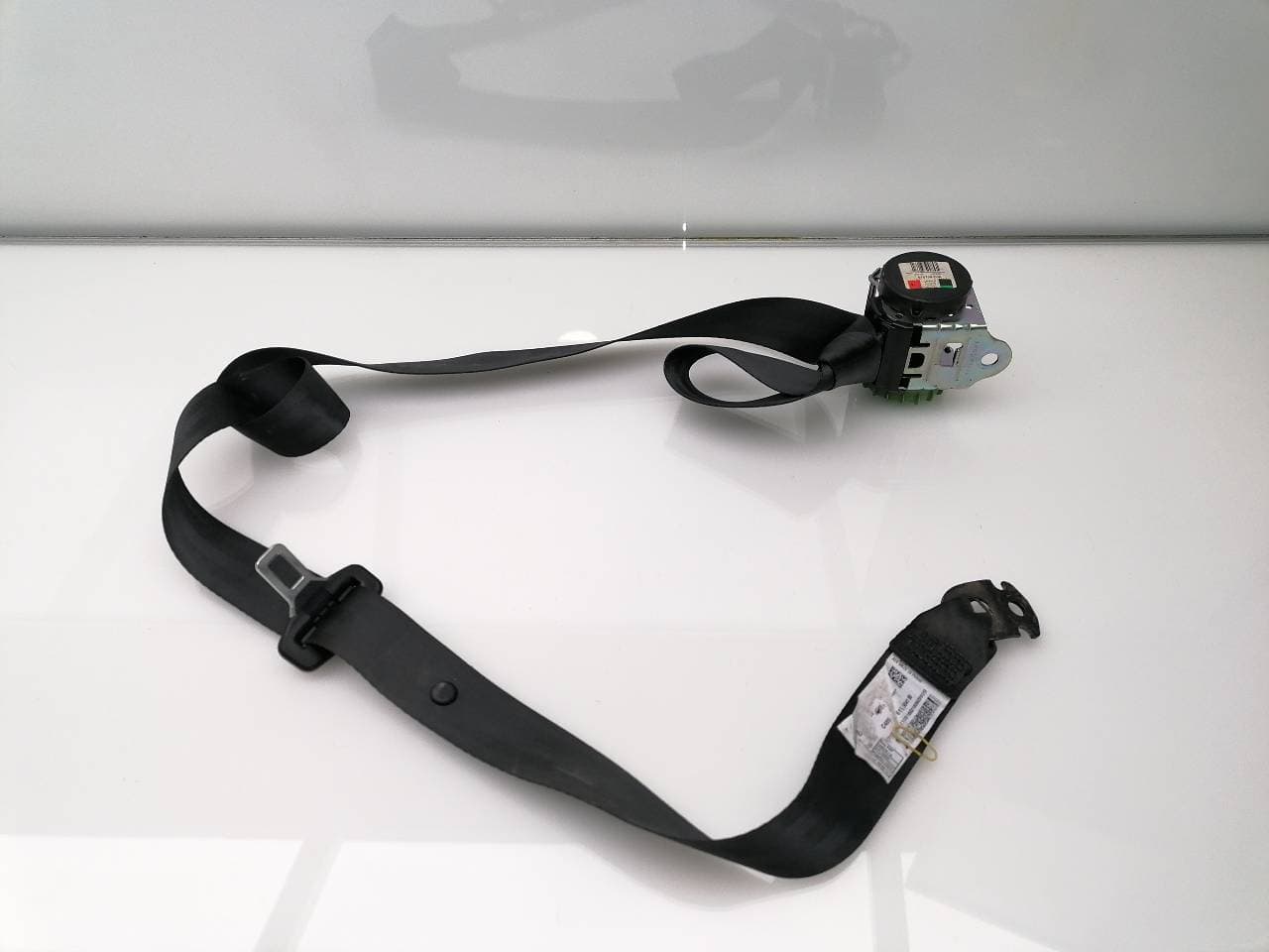 Cinturon seguridad trasero izquierdo ALFA ROMEO MITO (145)
