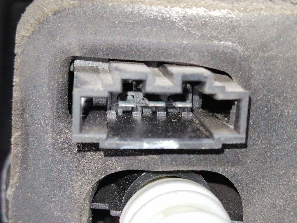 Piloto trasero izquierdo VOLKSWAGEN GOLF V BERLINA (1K1) 5