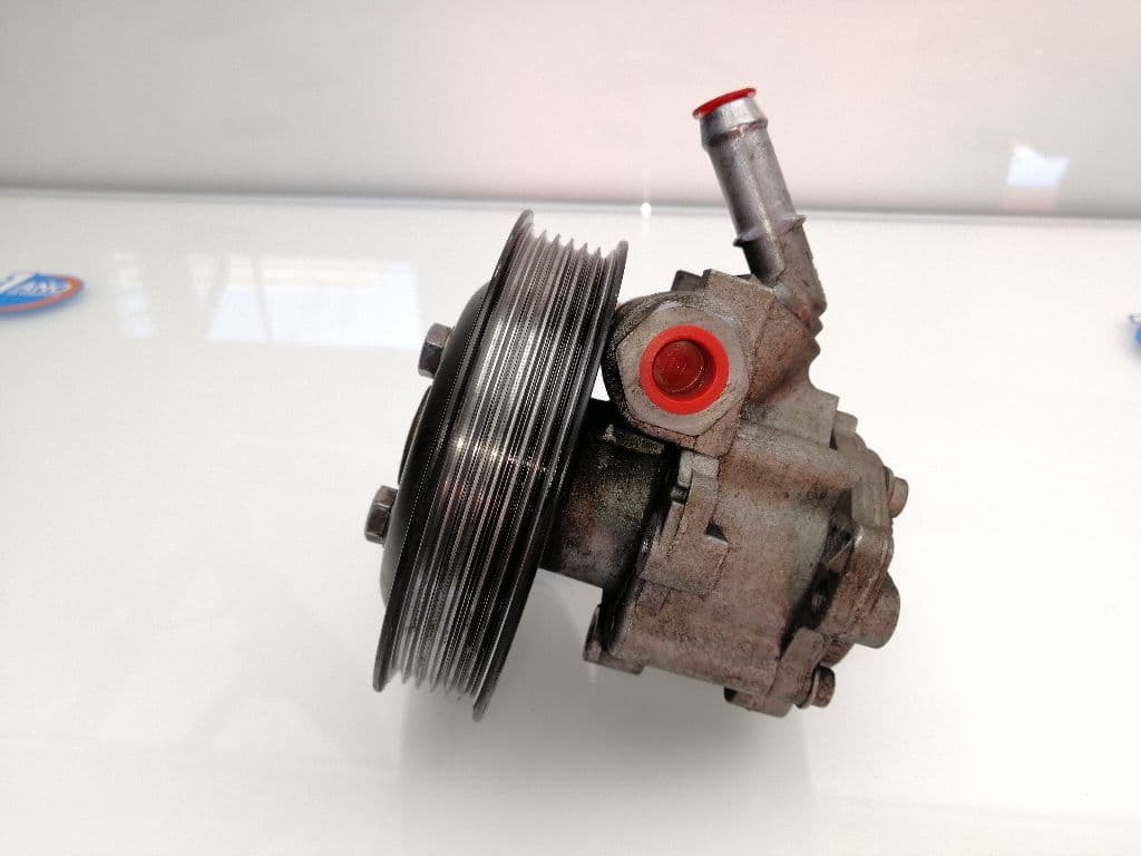 Bomba direccion BMW SERIE 3 BERLINA (E46) 4