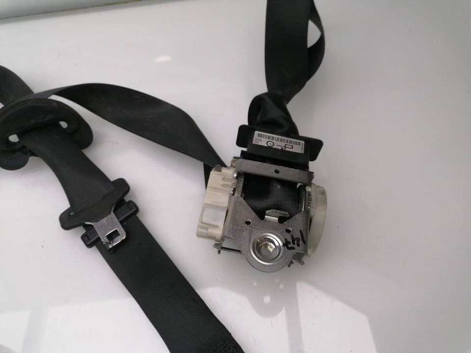 Cinturon seguridad delantero izquierdo BMW SERIE 3 BERLINA (E46) 2