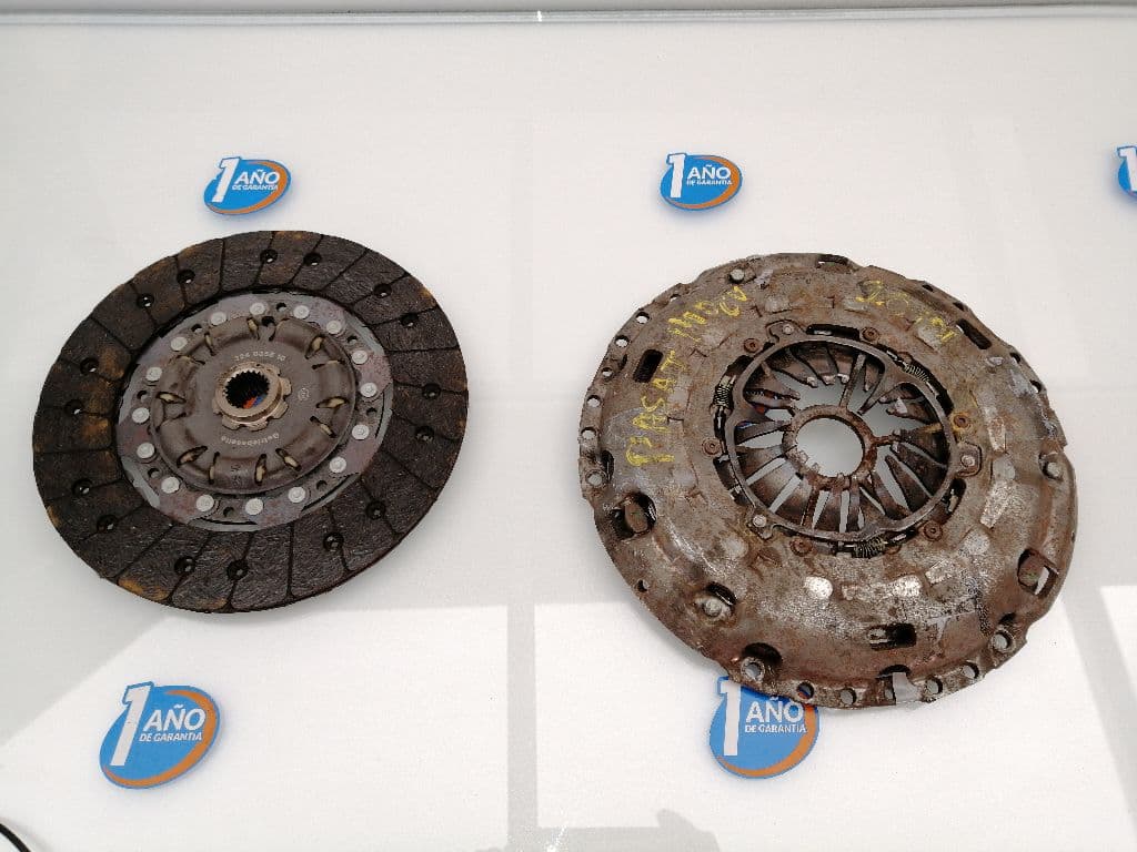Kit embrague VOLKSWAGEN PASSAT LIM