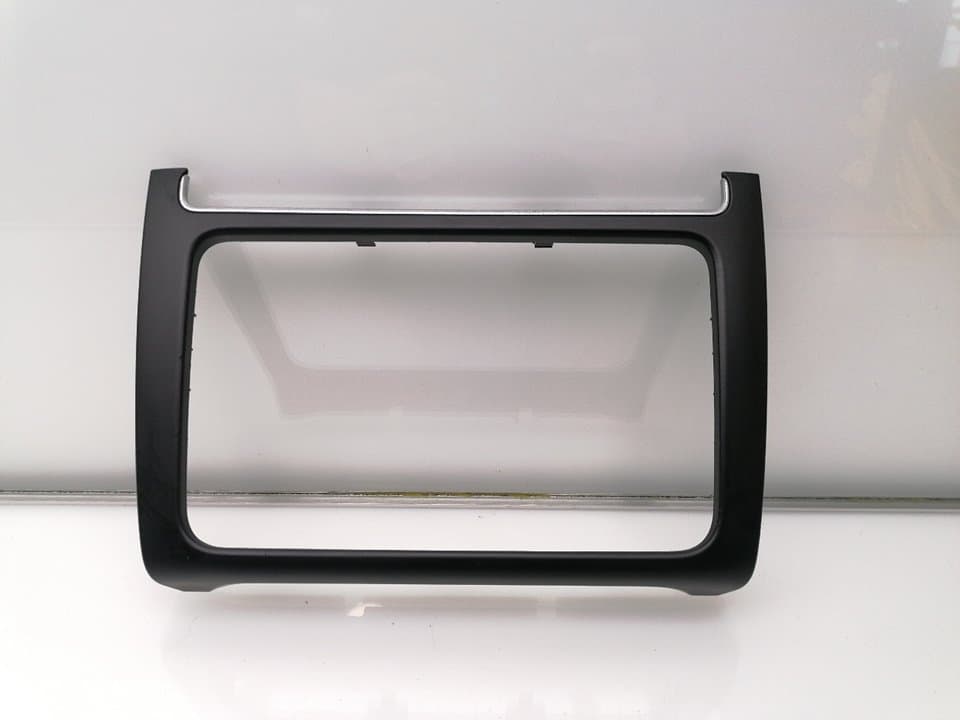 Plastico VOLKSWAGEN POLO (6R1)