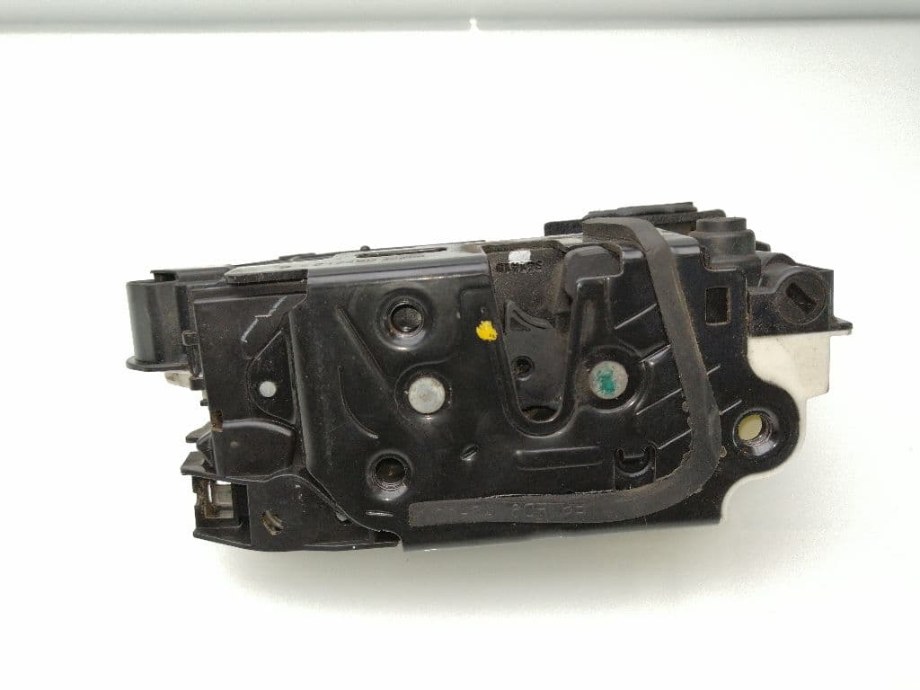 Cerradura puerta trasera derecha VOLKSWAGEN POLO (6R1)