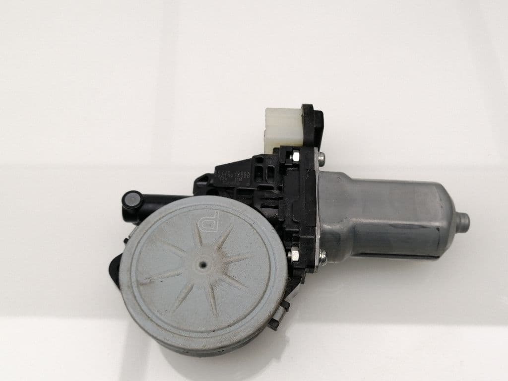Motor elevalunas delantero derecho NISSAN X-TRAIL (T31)