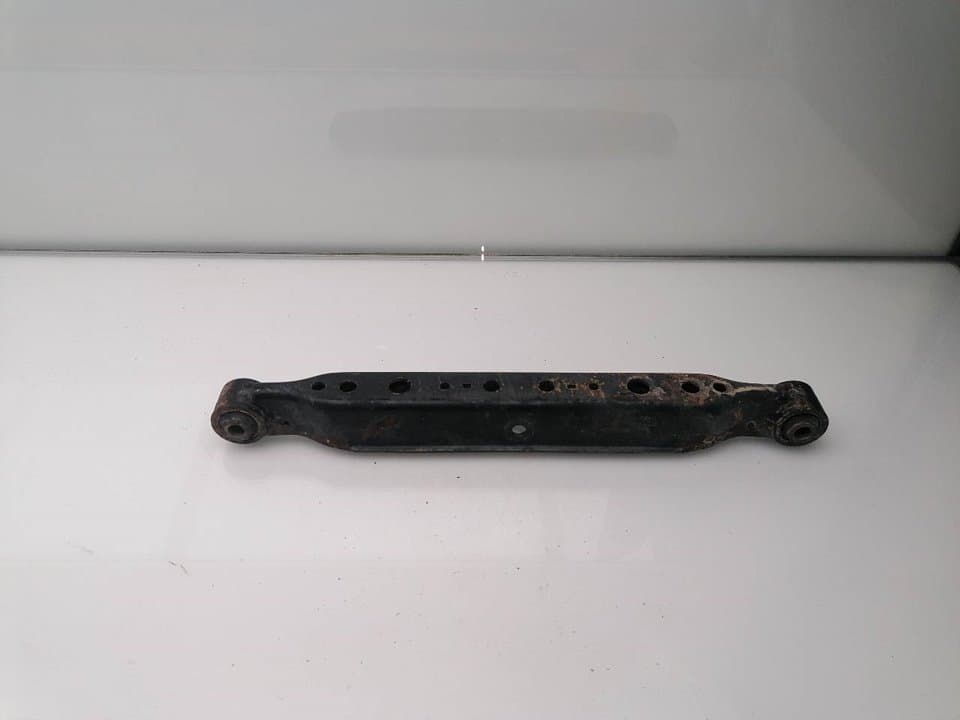 Brazo suspension inferior trasero izquierdo NISSAN X-TRAIL (T31)