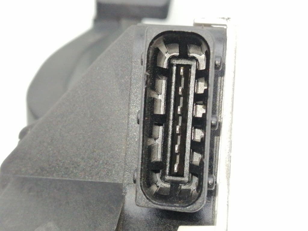 Pedal acelerador FIAT GRANDE PUNTO (199) 4