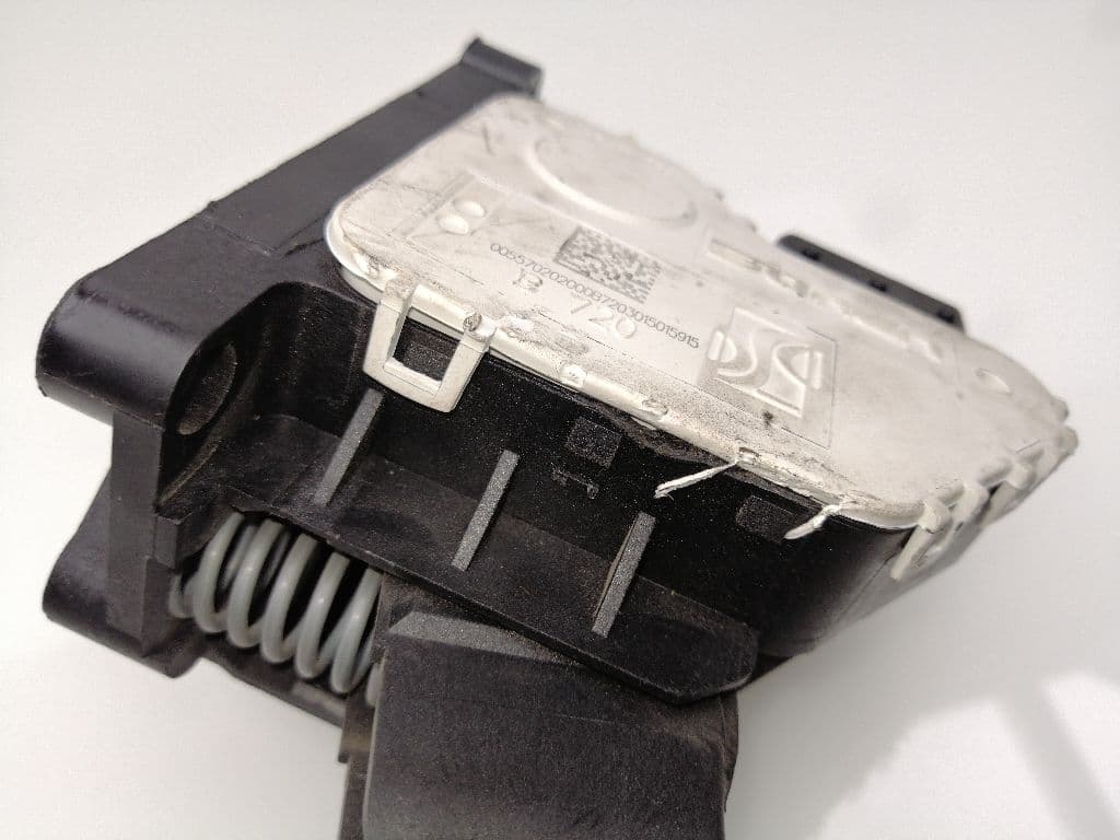 Pedal acelerador FIAT GRANDE PUNTO (199) 3