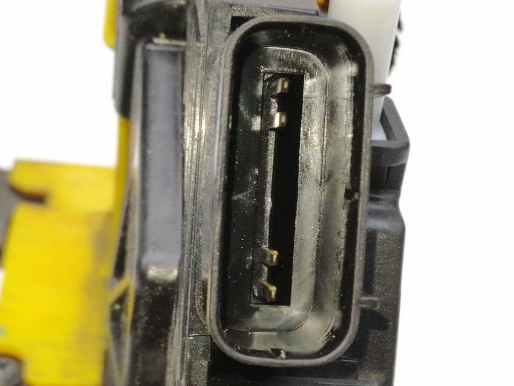 Cerradura puerta delantera derecha KIA CEED 2