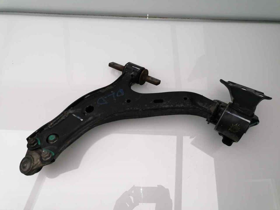 Brazo suspension inferior delantero derecho HONDA CR-V 2
