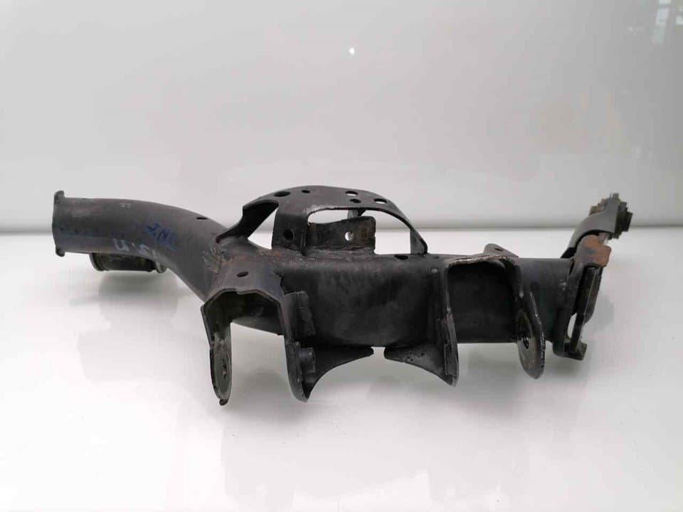 Brazo suspension inferior trasero derecho HONDA CR-V 2