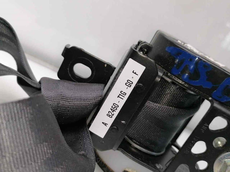 Cinturon seguridad trasero derecho HONDA CR-V 3