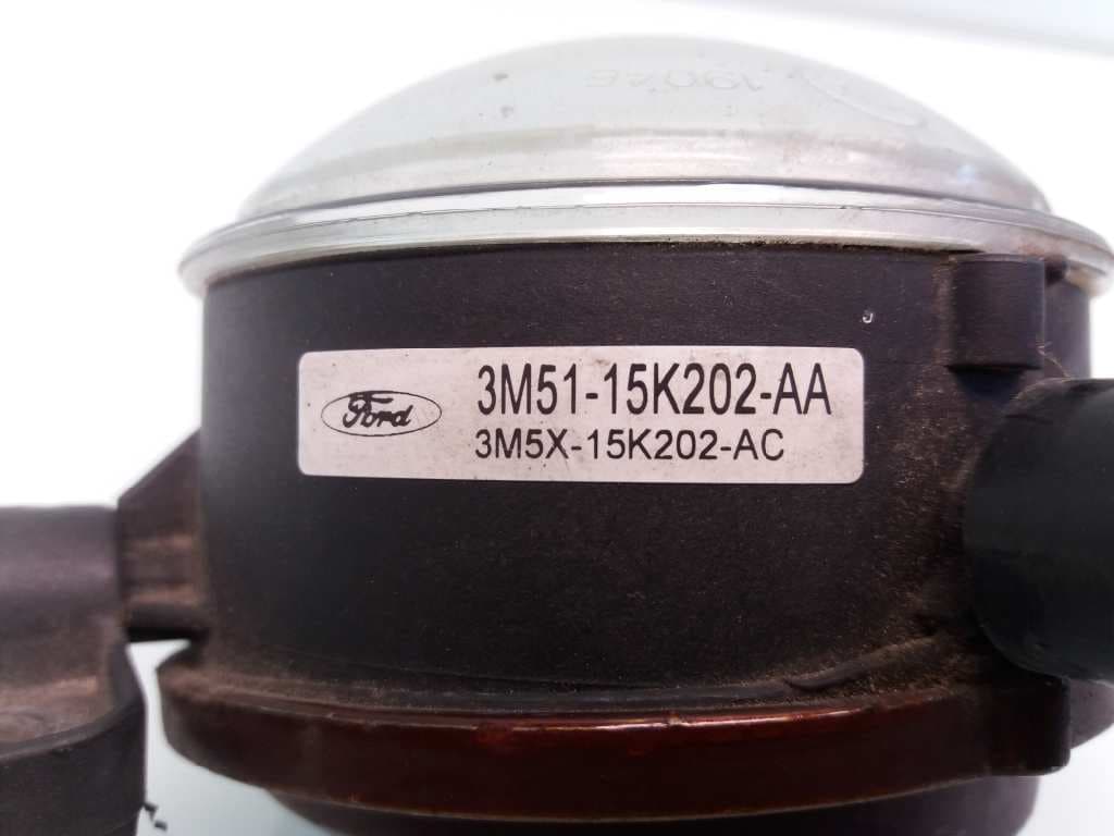 Faro antiniebla derecho FORD FOCUS BERLINA (CAP) 2