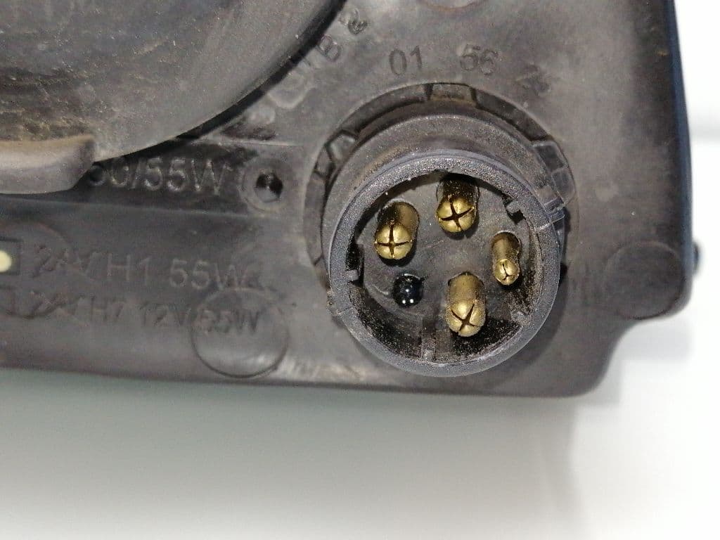 Faro izquierdo VOLKSWAGEN PASSAT (321/23/27/31) 4