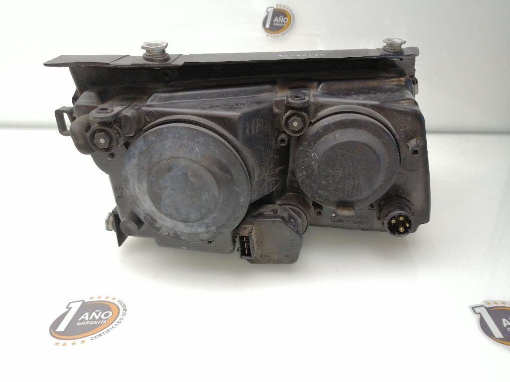 Faro izquierdo VOLKSWAGEN PASSAT (321/23/27/31) 2