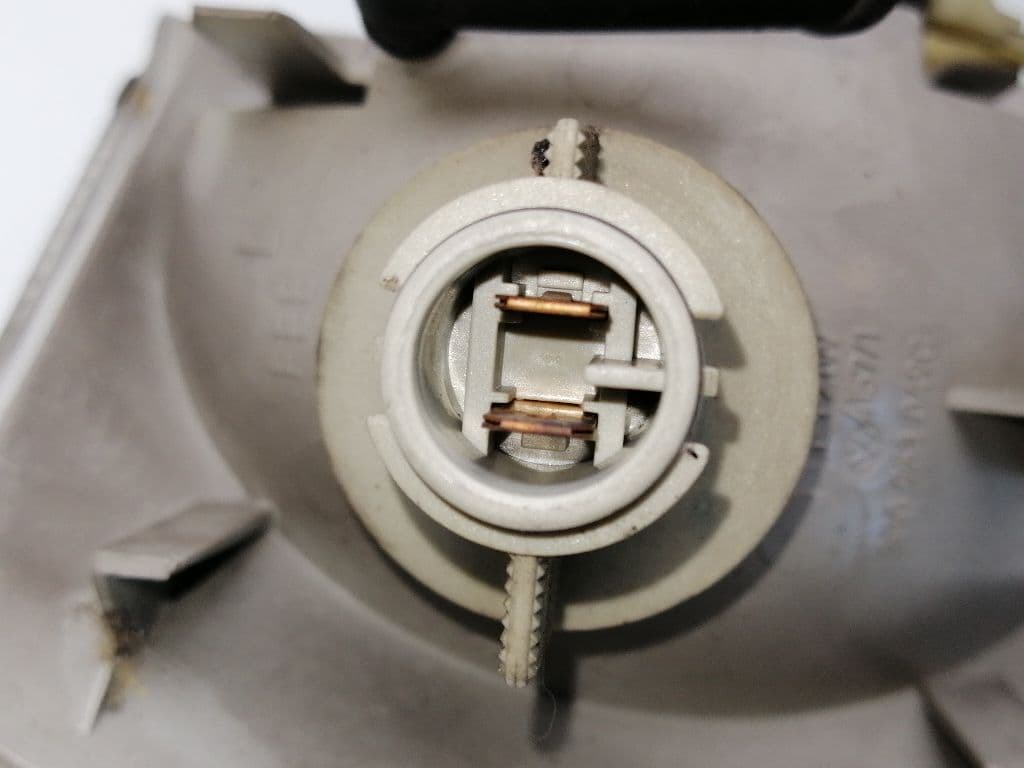 Recambio VOLKSWAGEN PASSAT (321/23/27/31) ref. 3B0953049C 3