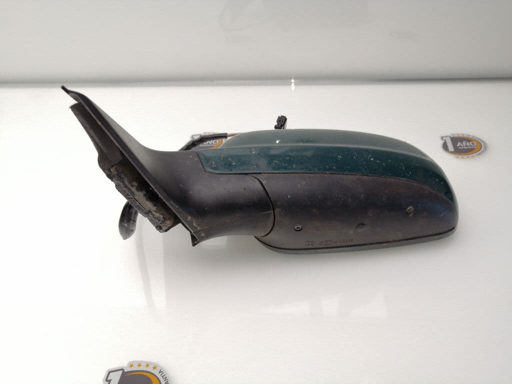 Retrovisor izquierdo VOLKSWAGEN PASSAT (321/23/27/31) 2