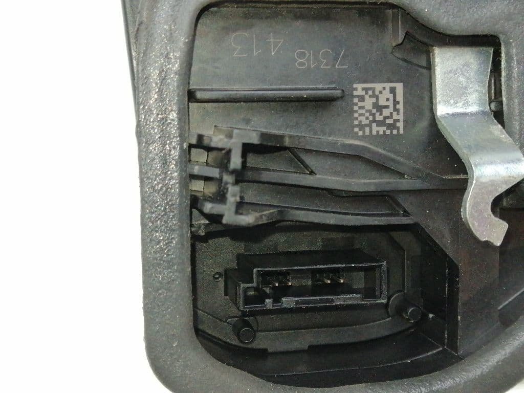 Cerradura puerta trasera izquierda BMW X3 (E83) 3