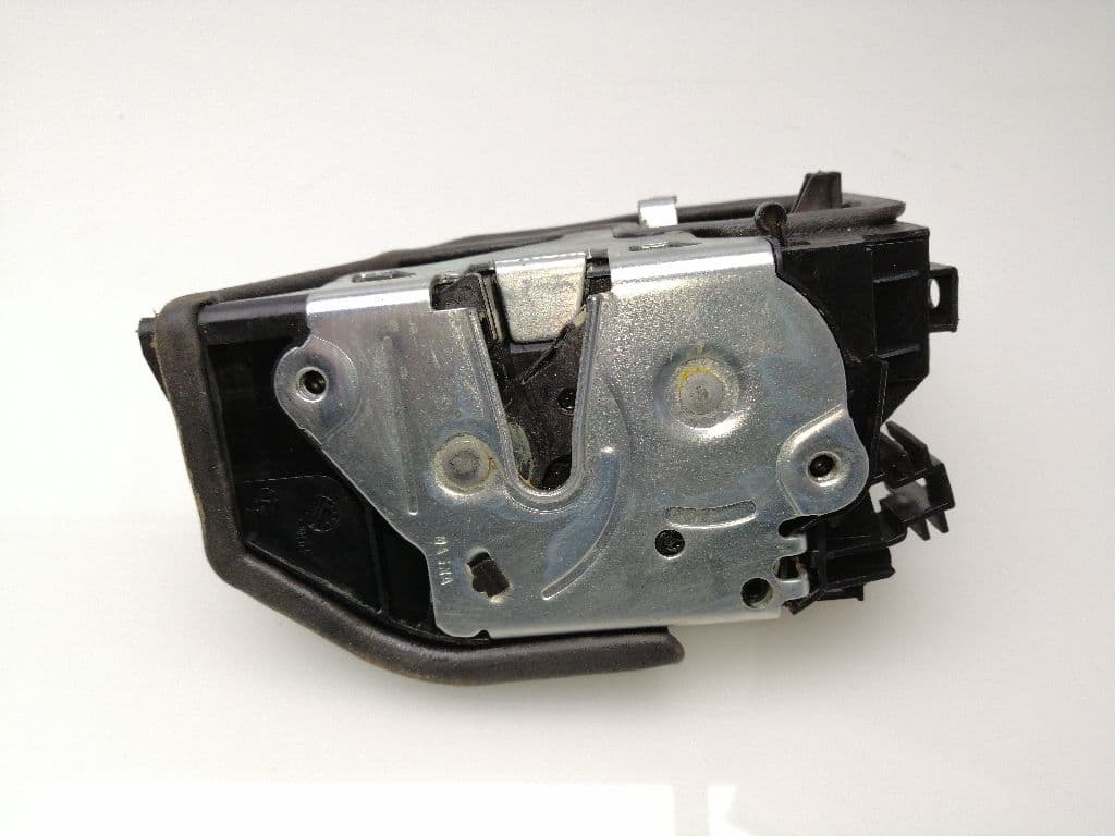Cerradura puerta trasera izquierda BMW X3 (E83)