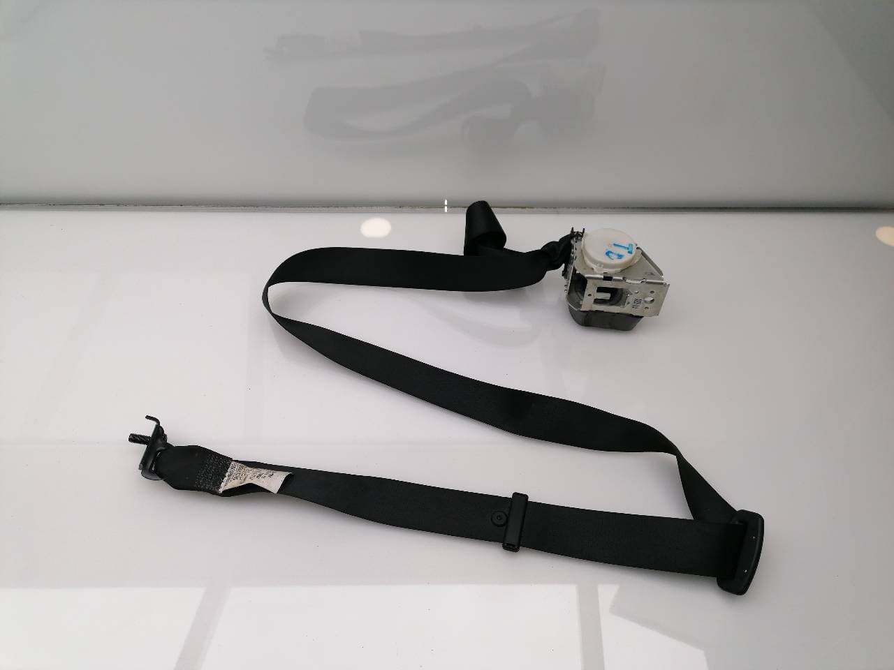Cinturon seguridad trasero derecho BMW X3 (E83)