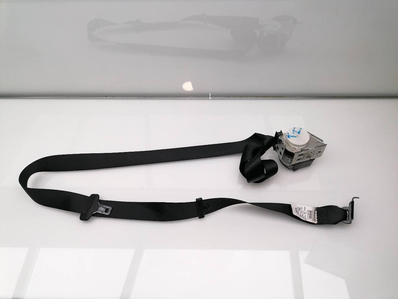 Cinturon seguridad trasero izquierdo BMW X3 (E83)