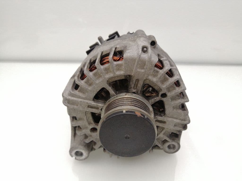 Alternador BMW X3 (E83)