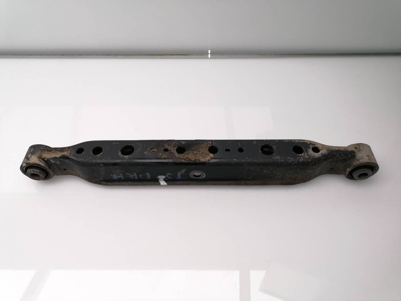 Brazo suspension inferior trasero derecho NISSAN QASHQAI (J10)