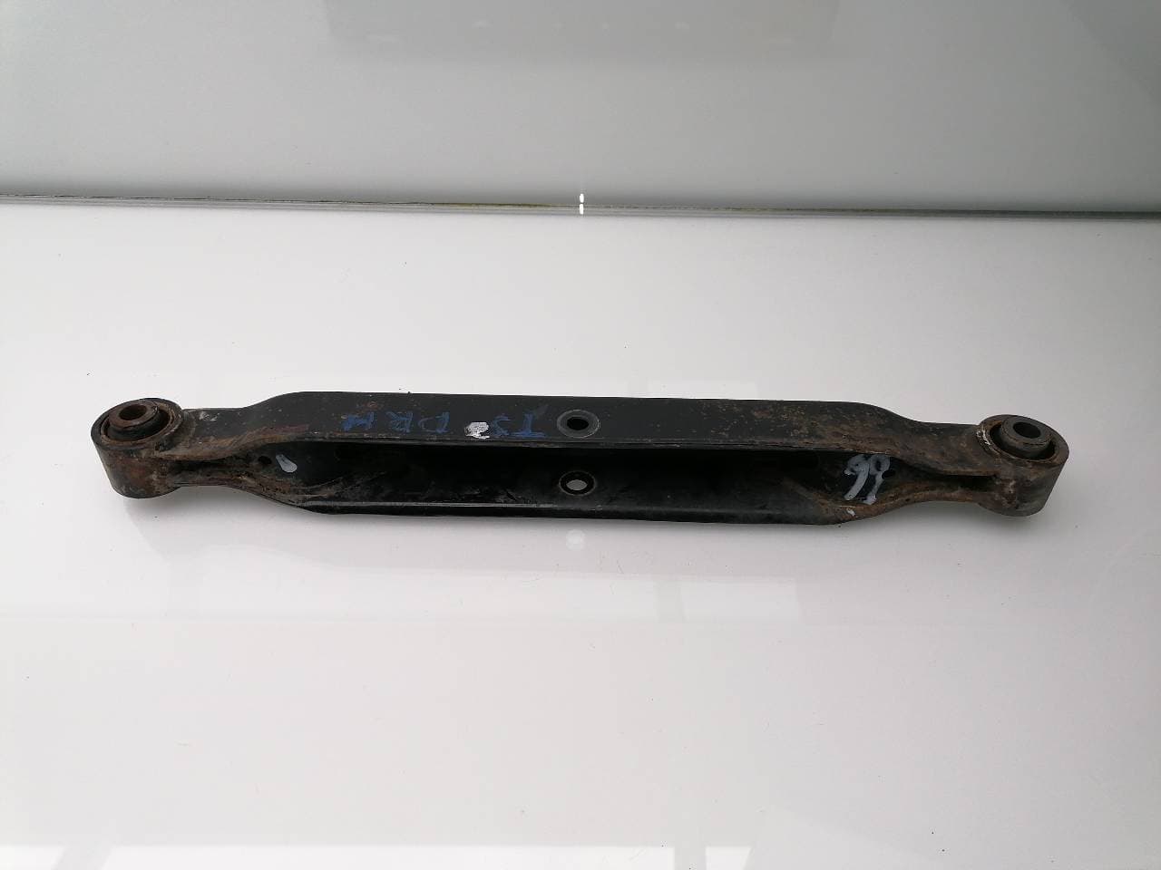 Brazo suspension inferior trasero derecho NISSAN QASHQAI (J10) 2