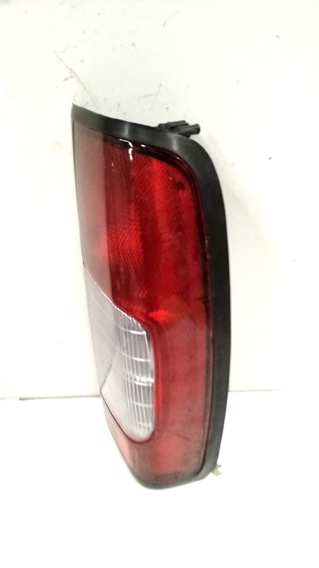 Piloto trasero izquierdo NISSAN NAVARA PICK-UP (D40M) 4