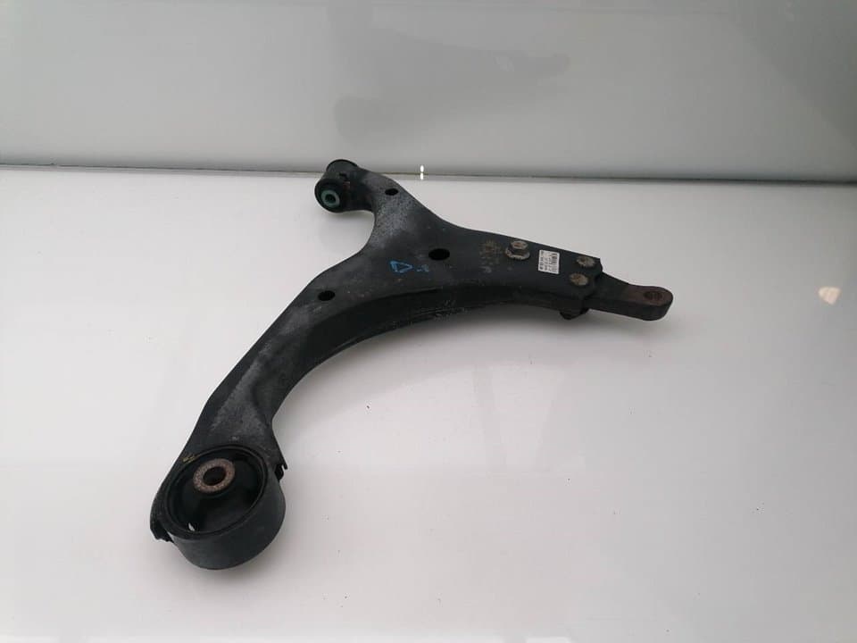 Brazo suspension inferior delantero izquierdo KIA CEED