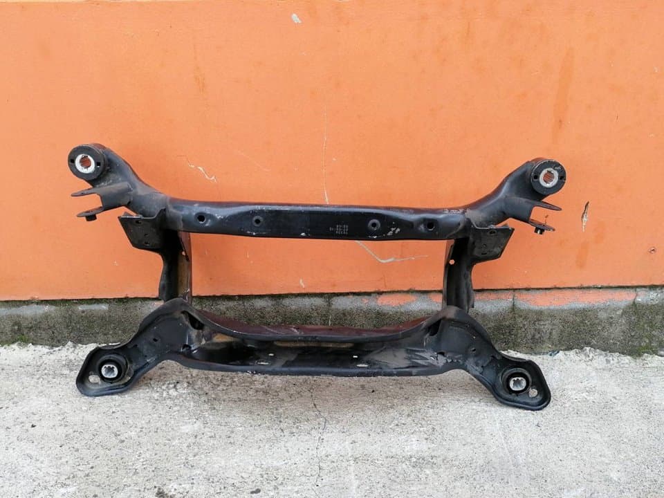 Puente trasero VOLVO V60 FAMILIAR 3