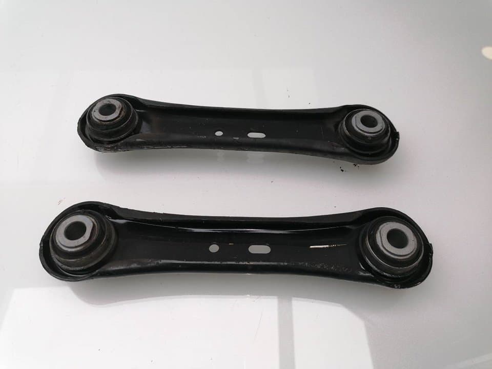 Tirante trasero derecho VOLVO V60 FAMILIAR 3
