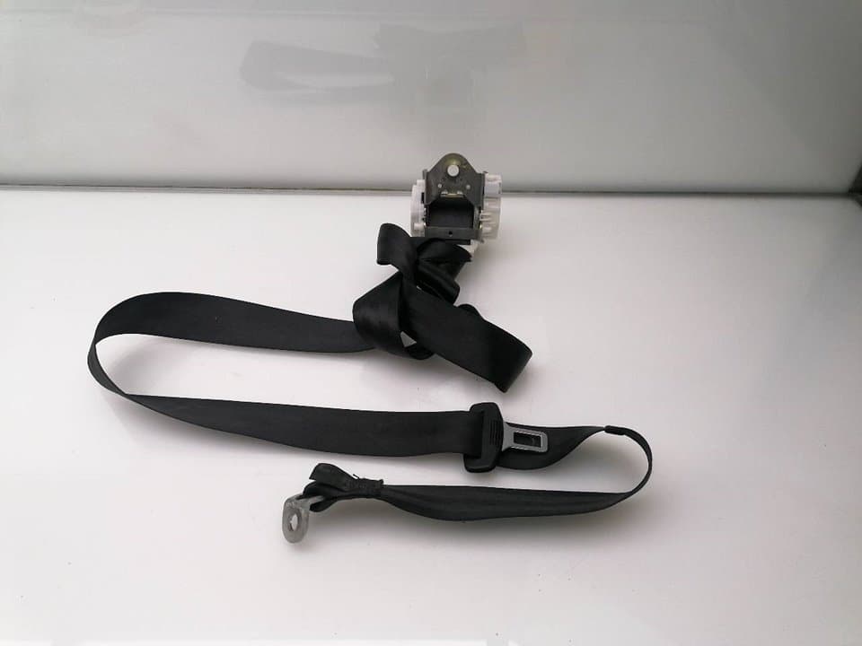 Cinturon seguridad trasero derecho AUDI A3 (8P)