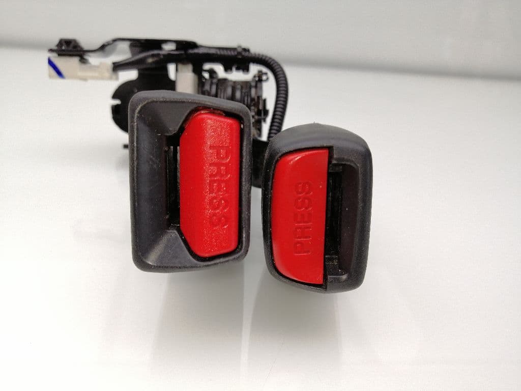 Pretensor trasero derecho HONDA CR-V 2