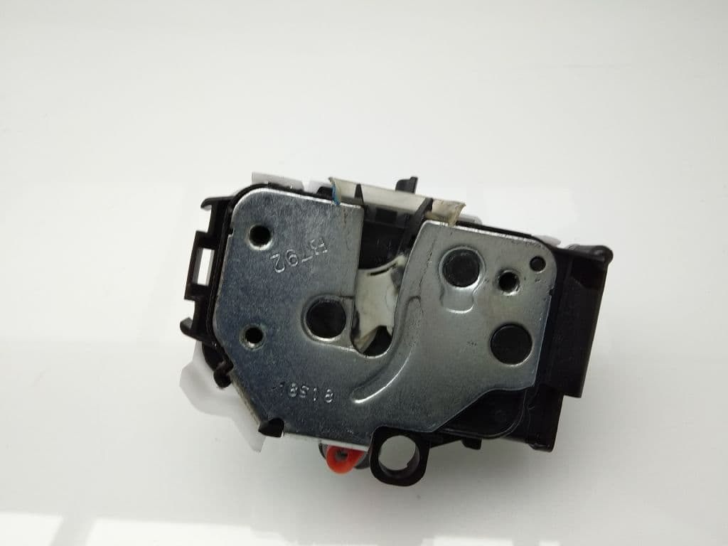 Cerradura maletero / porton OPEL CORSA E
