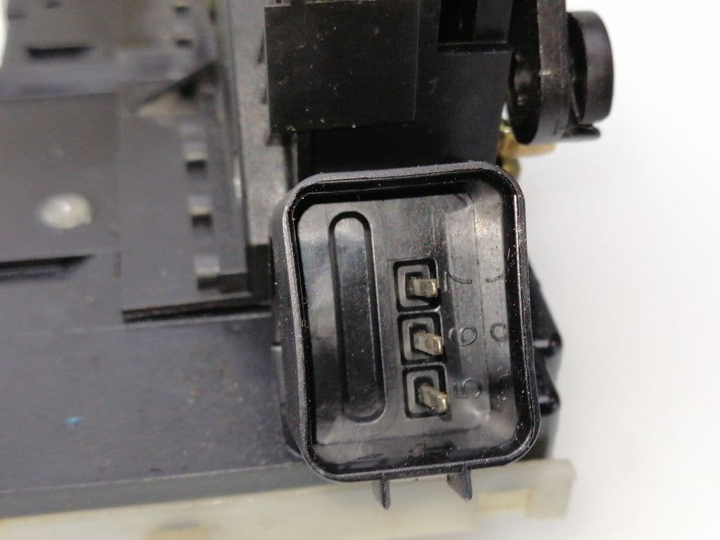 Cerradura puerta trasera derecha FORD MONDEO BERLINA/FAMILIAR (FD) 4
