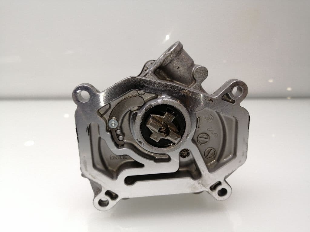 Depresor freno / bomba vacio MERCEDES-BENZ CLASE A (W169)