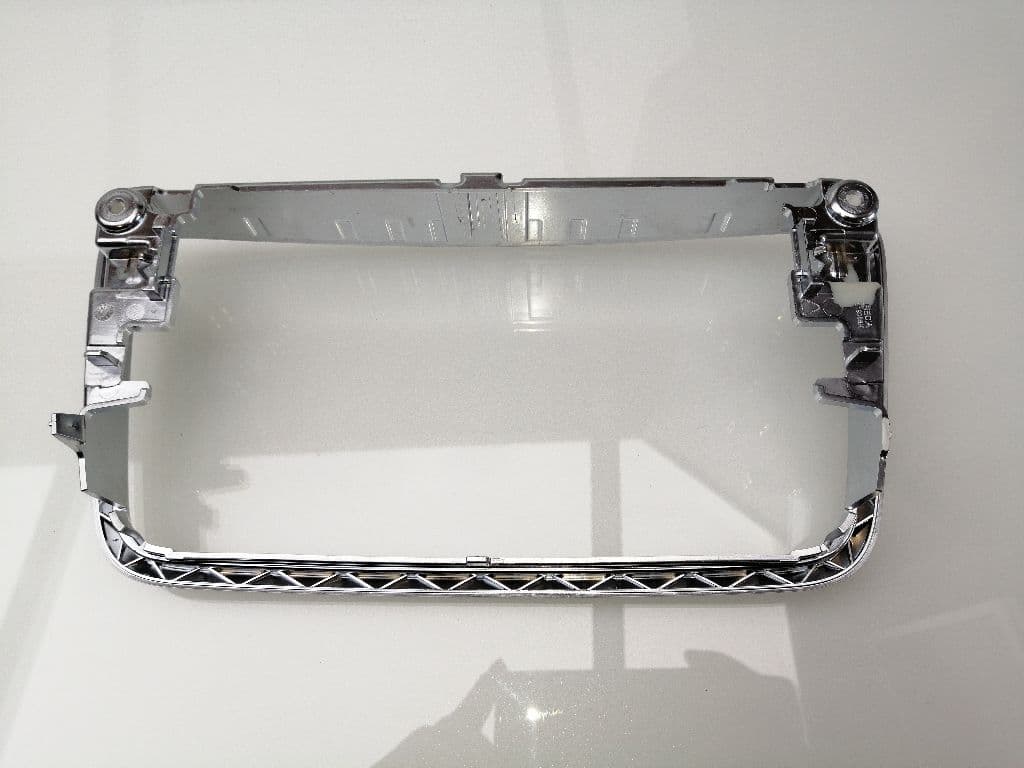 Plastico MERCEDES-BENZ CLASE A (W169) 3