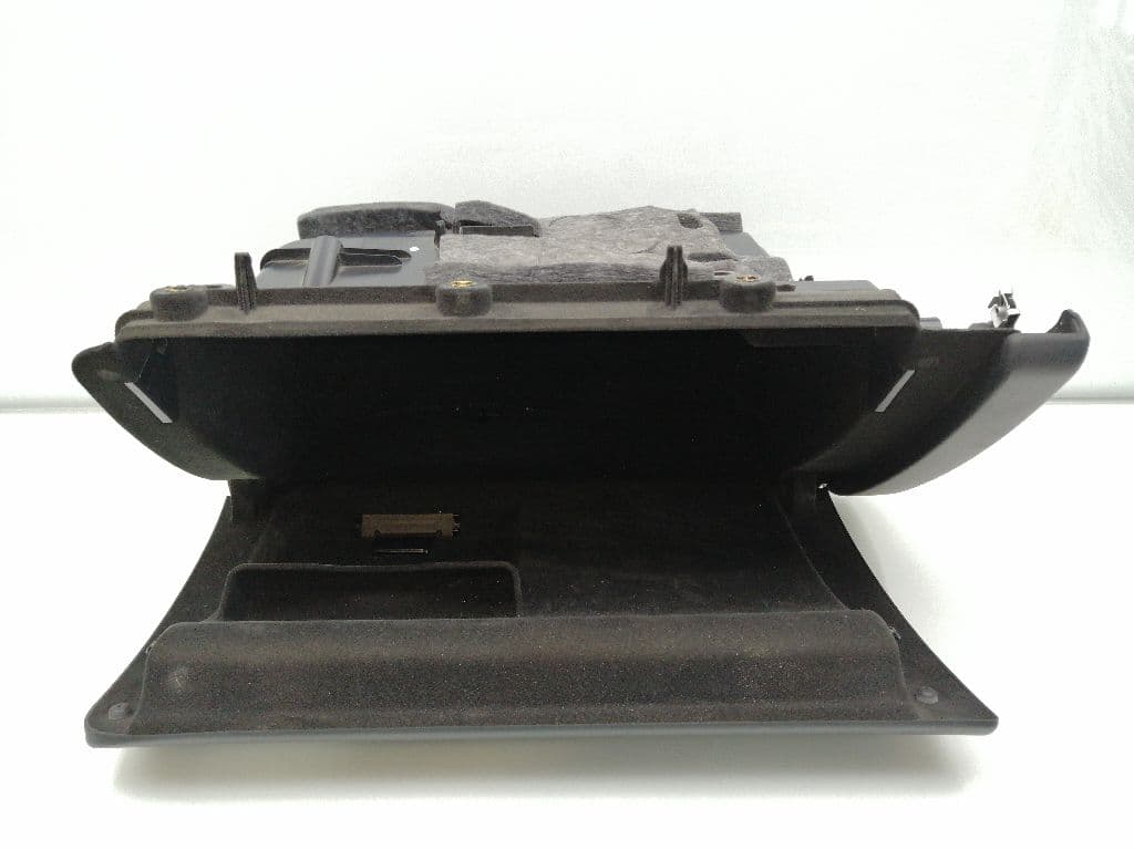 Guantera AUDI A4 AVANT (8E) 5