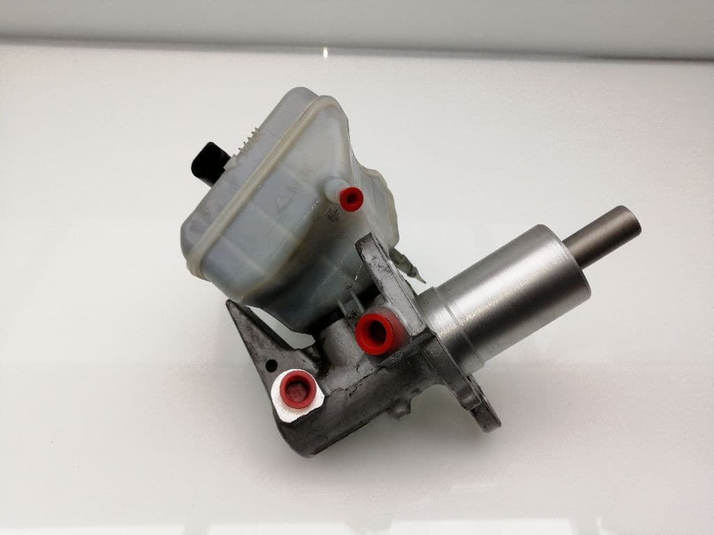 Bomba freno AUDI A4 AVANT (8E) 5