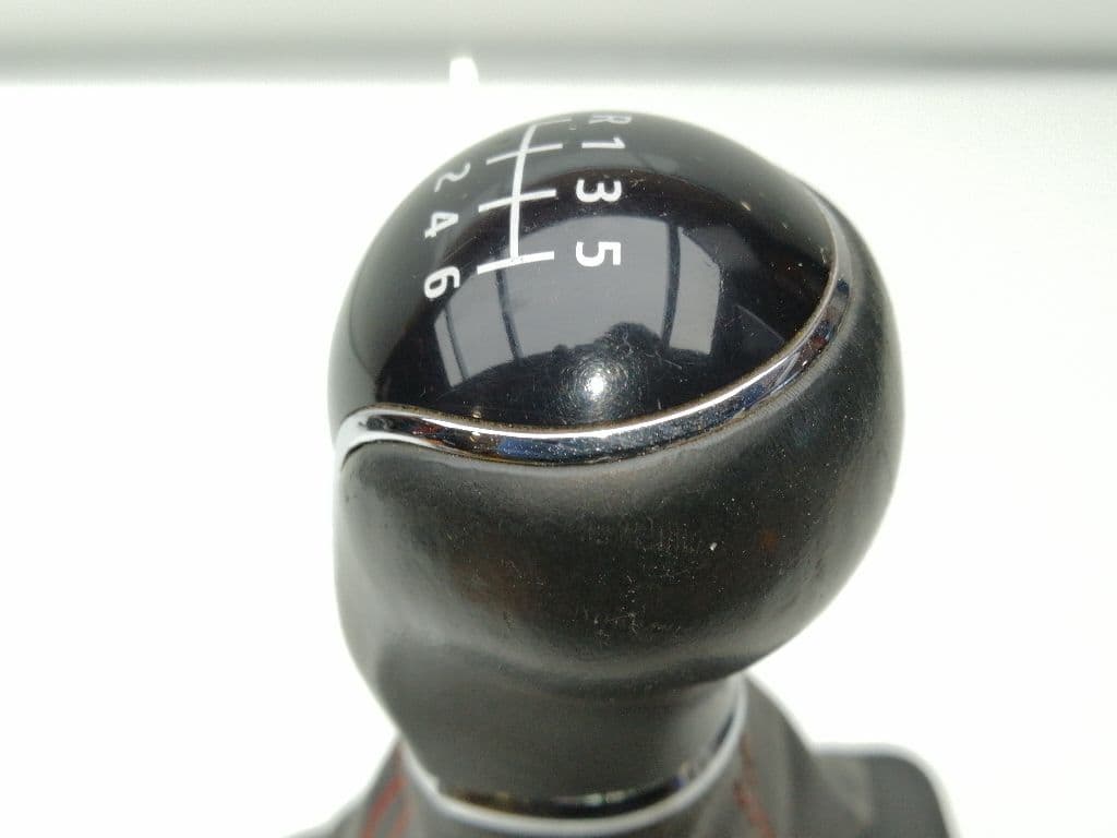 Guarnecidos palanca cambio SEAT IBIZA SC (6P5) 4
