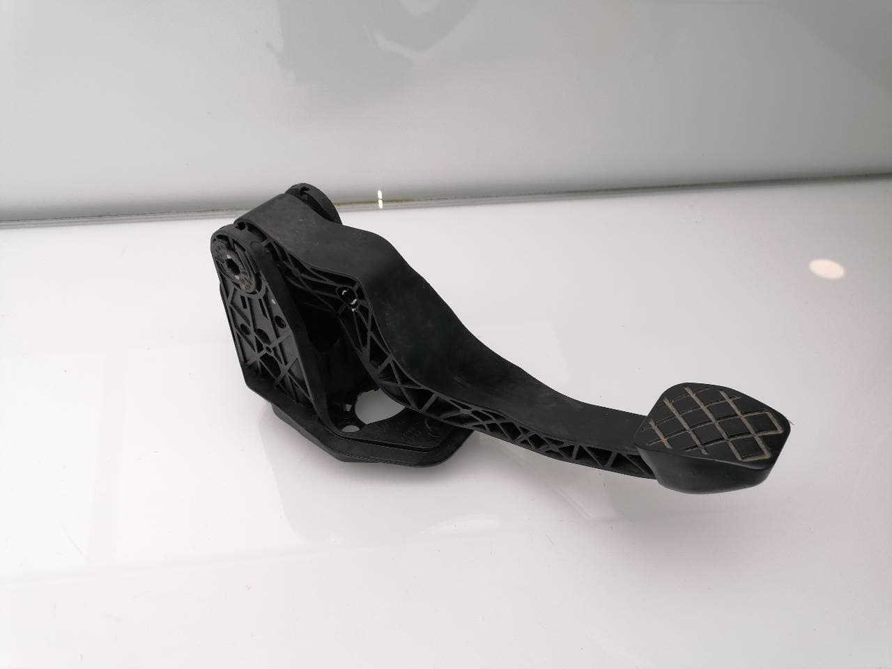 Pedal embrague SEAT IBIZA SC (6P5)