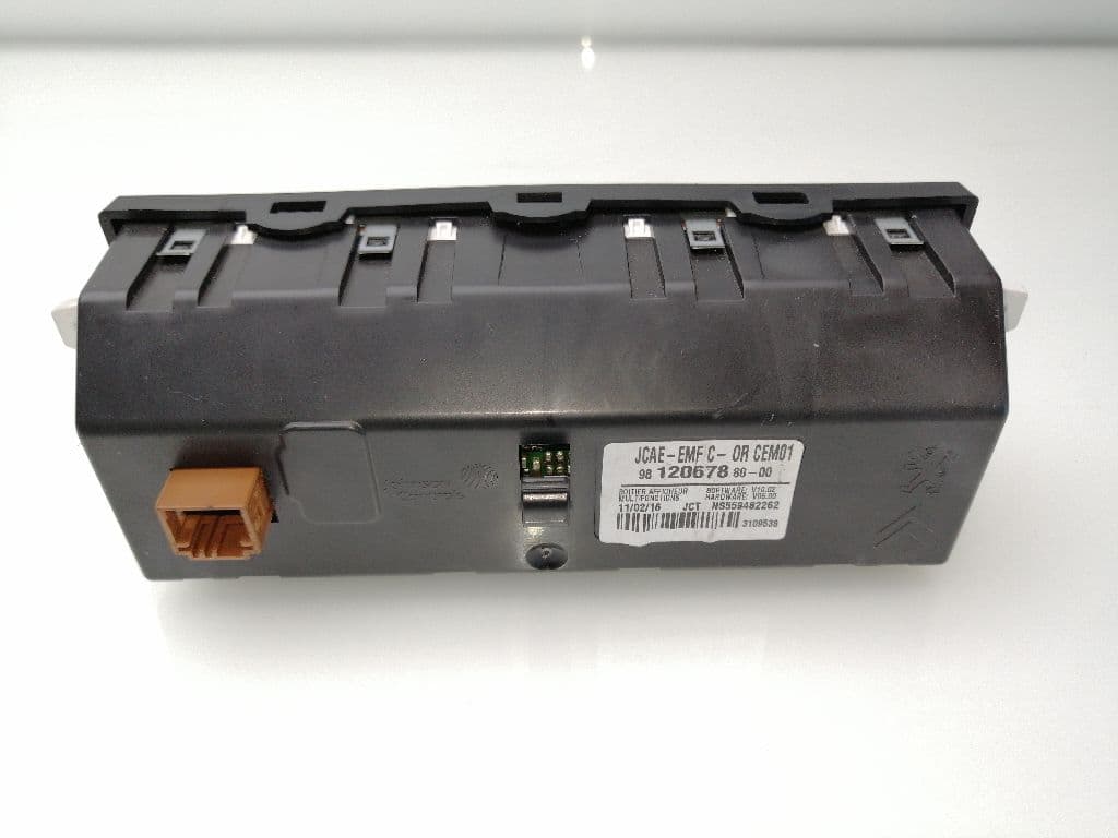 Pantalla multifuncion CITROEN C-ELYSÉE 3