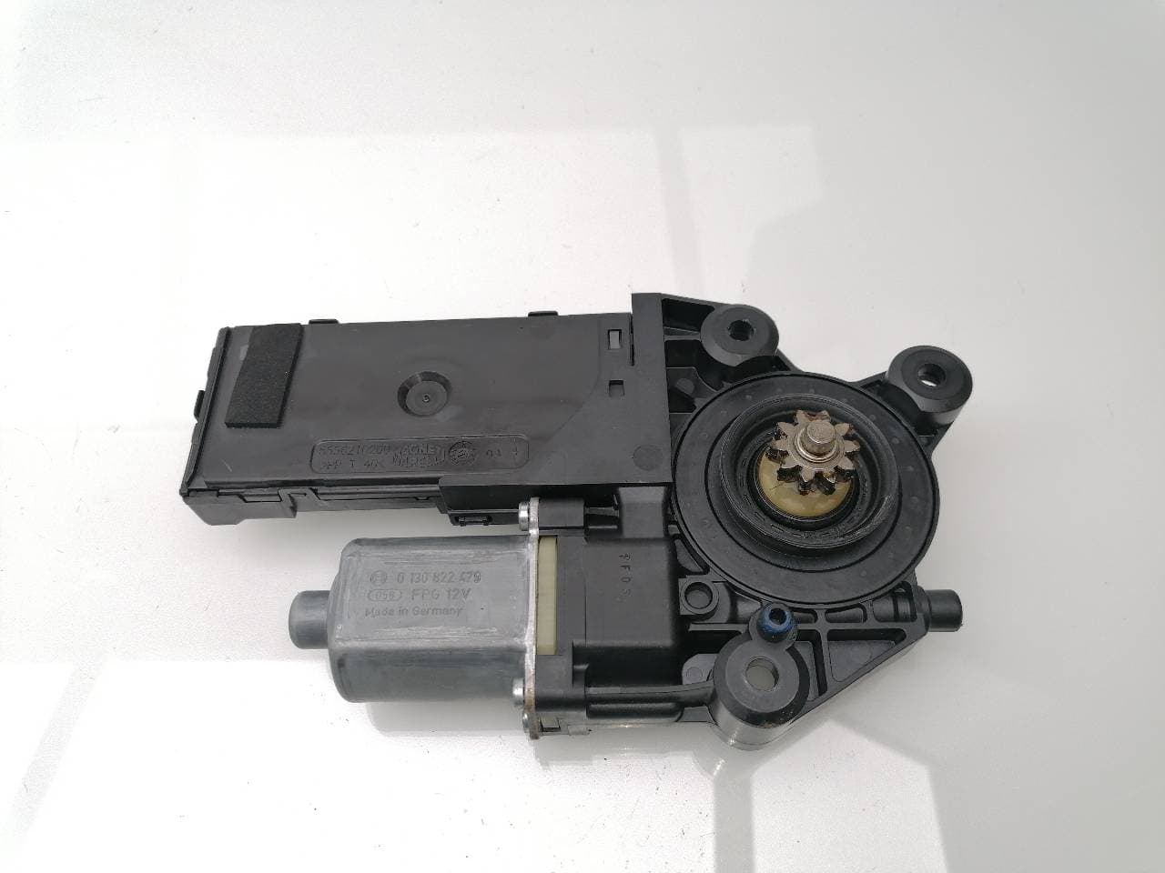 Motor elevalunas delantero izquierdo RENAULT MEGANE III SPORT TOURER