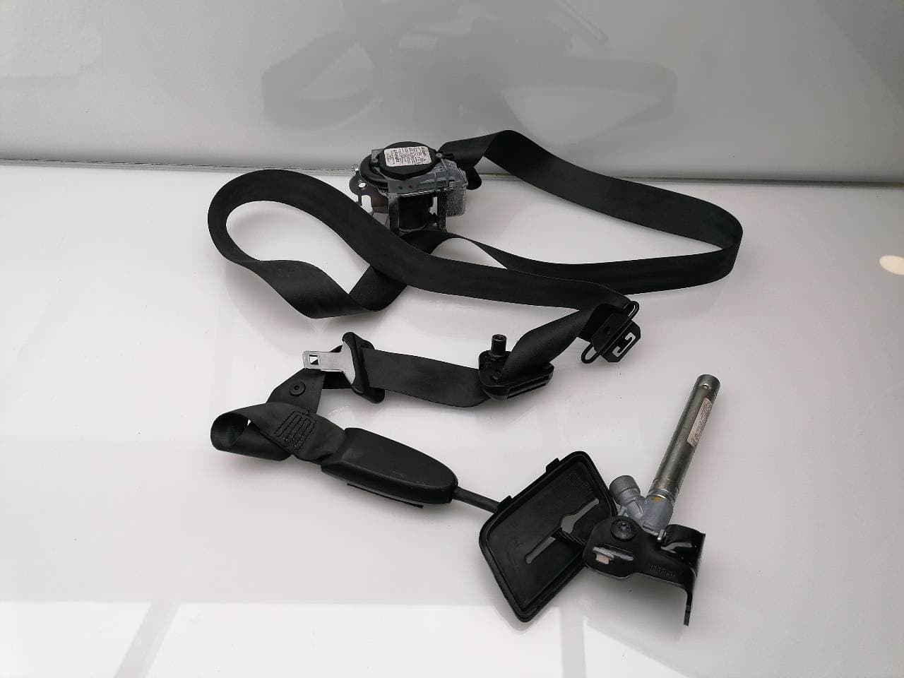 Cinturon seguridad delantero derecho RENAULT MEGANE III SPORT TOURER 5