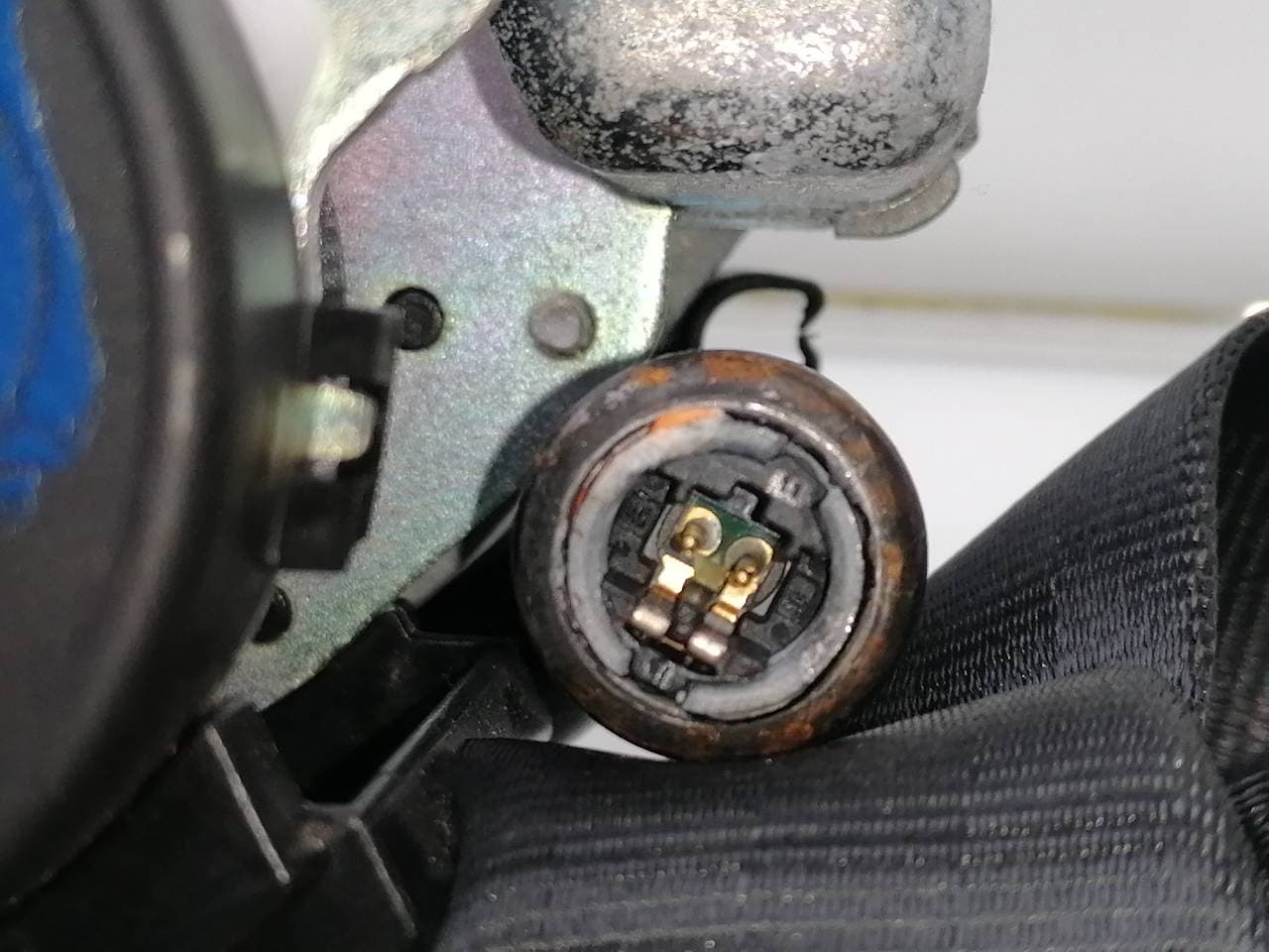 Cinturon seguridad delantero derecho RENAULT MEGANE III SPORT TOURER 4
