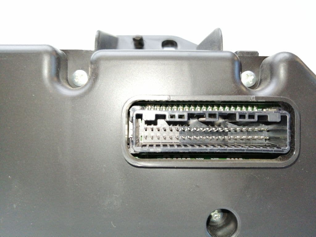 Cuadro instrumentos TOYOTA AVENSIS 3