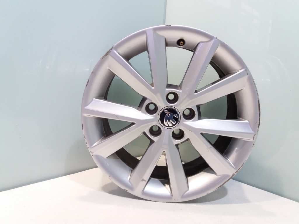 Llanta SKODA RAPID